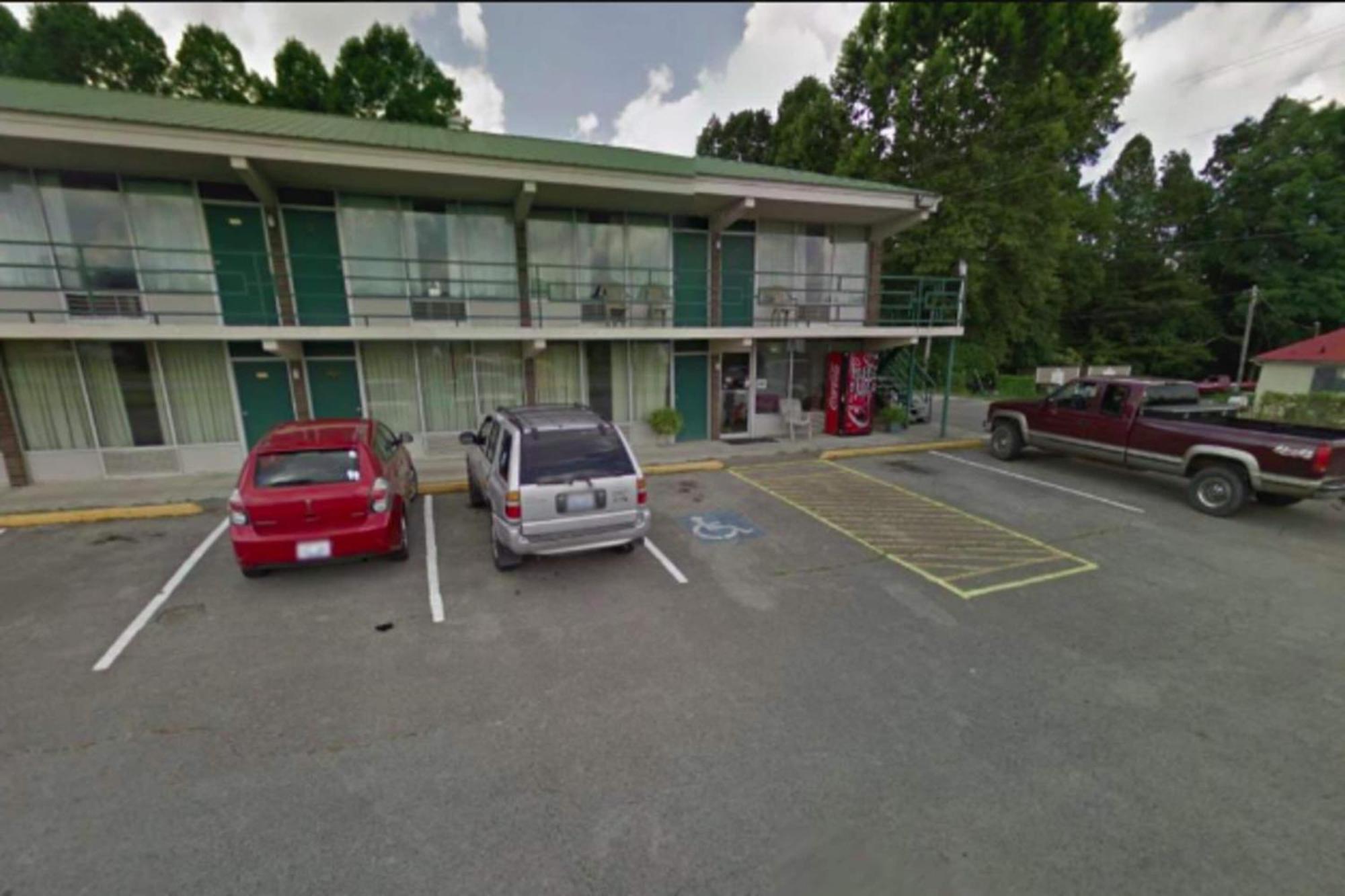 Oyo Hotel Whitely City Hwy 27 Ky Whitley City Exterior photo